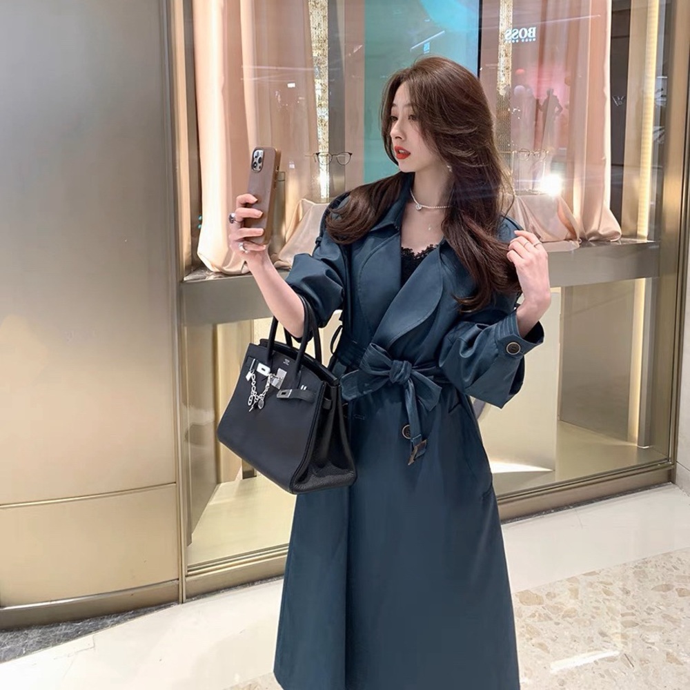 Double-Breasted Trench Coat Dark green.